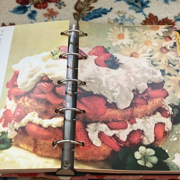 BETTER HOMES AND GARDENS NEW COOKBOOK 1968 EDITION SECOND PRINTING 1969 HARDCOVR - Picture 10 of 17